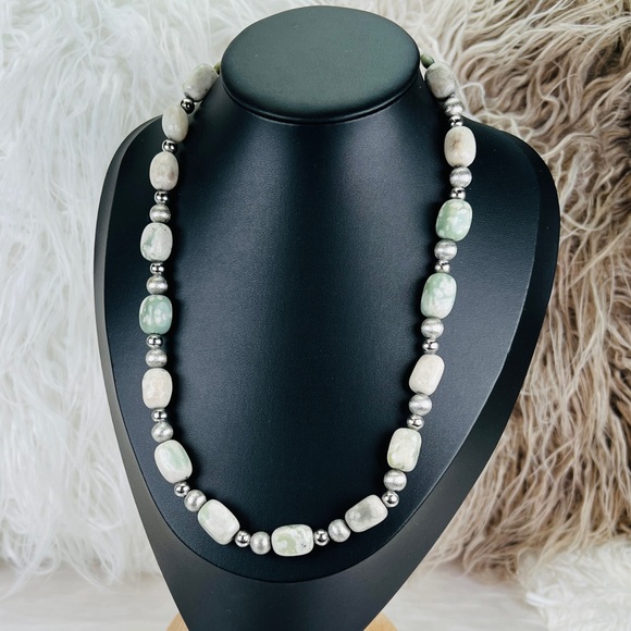 Beautiful, neutral heavy, weighted, gray tone stone costume Bohemian, ne…